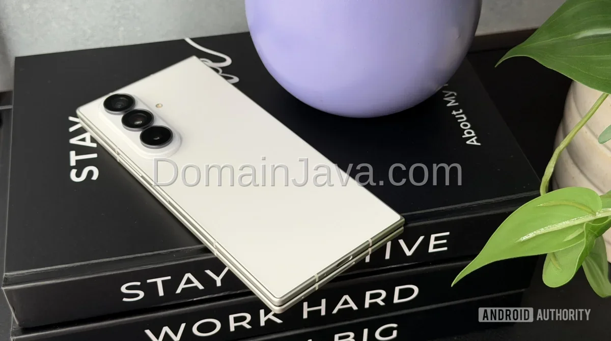 Samsung Galaxy Z Fold 8 Ultra laying on books scaled 1